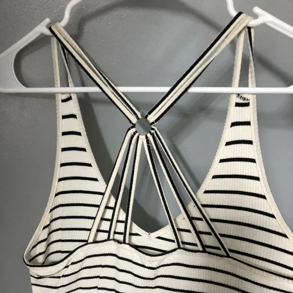 American Eagle tanktop - Picture 2 of 4